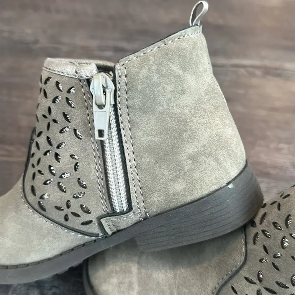 OshKosh B'Gosh Toddler 9 Estell Taupe Fashion‎ Bootie